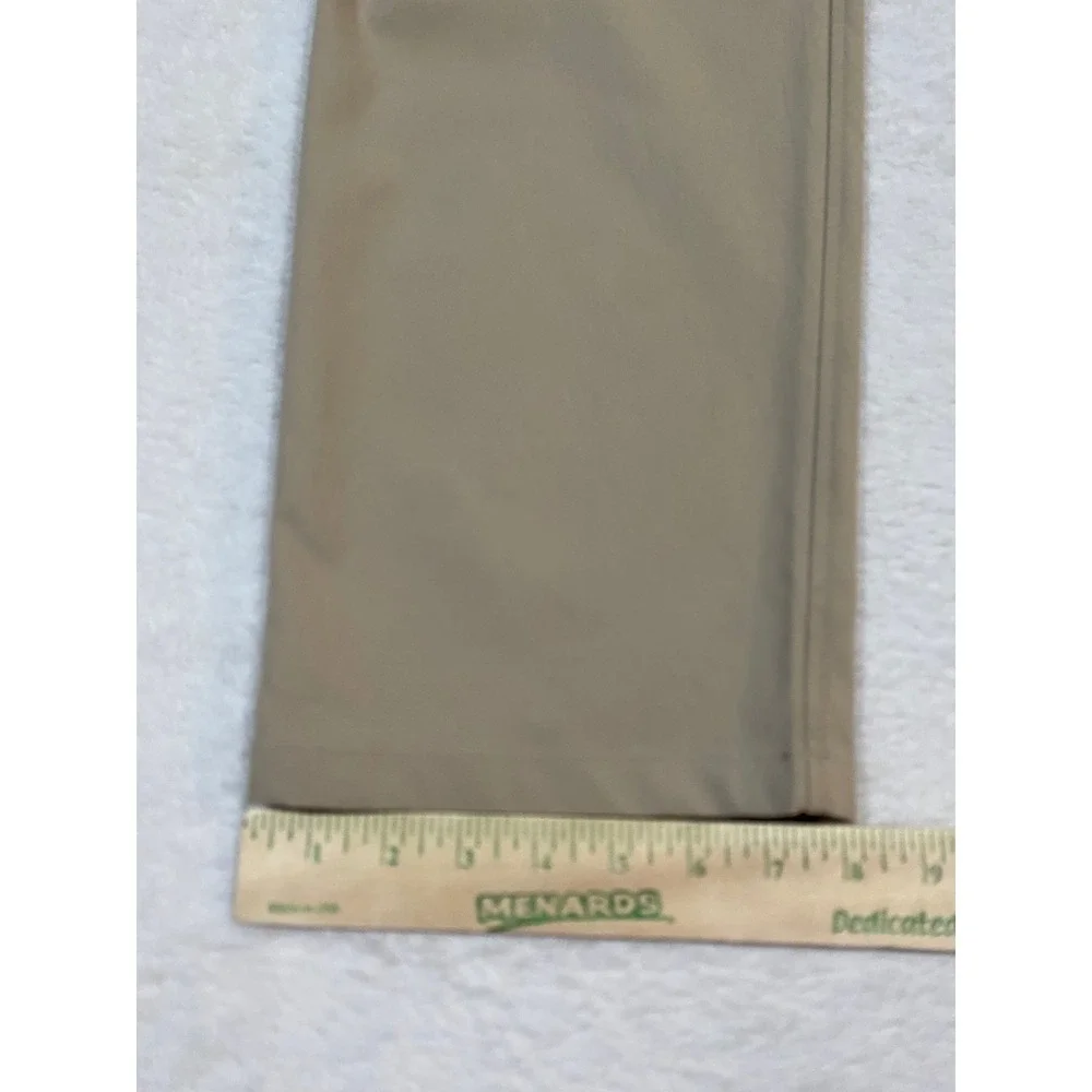 The North Face Mens NF0A5A4K City Standard Modern Fit Chino Pants Tan Khaki 40L